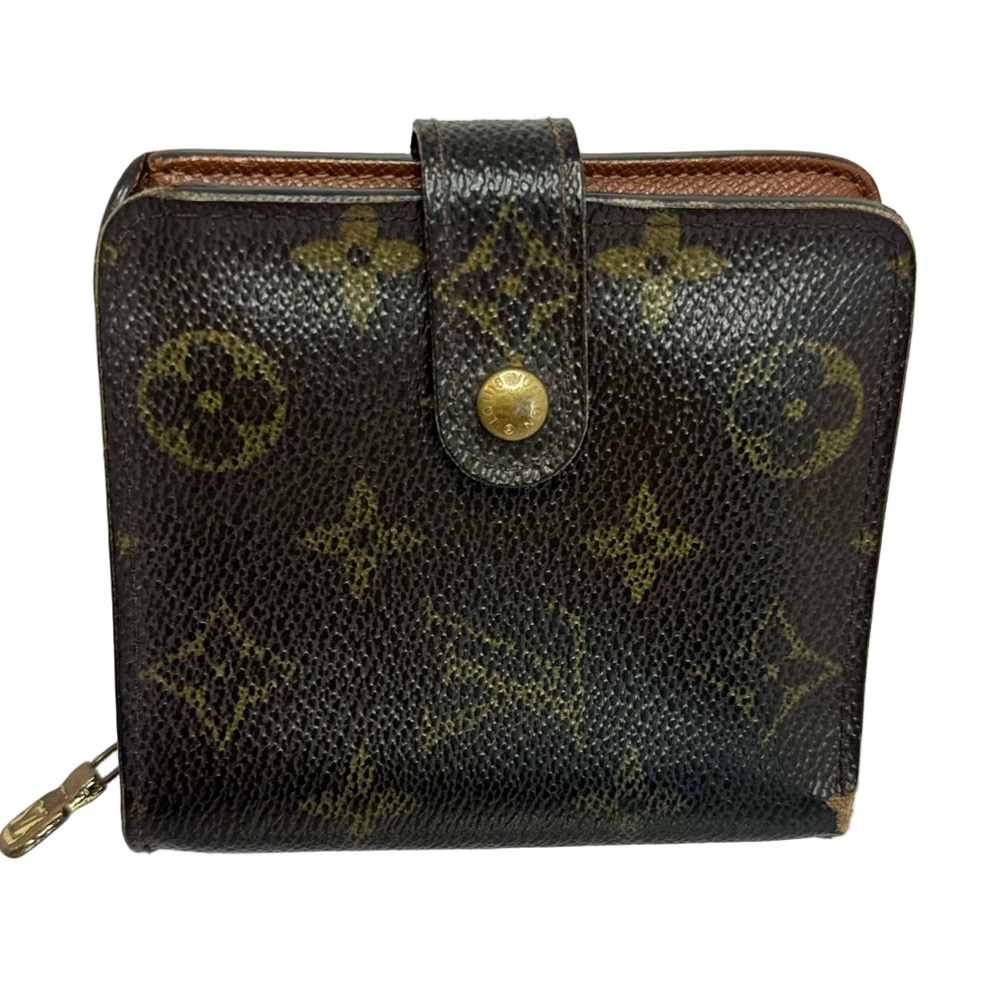#138 Louis Vuitton Monogram Bifold Compact Wallet